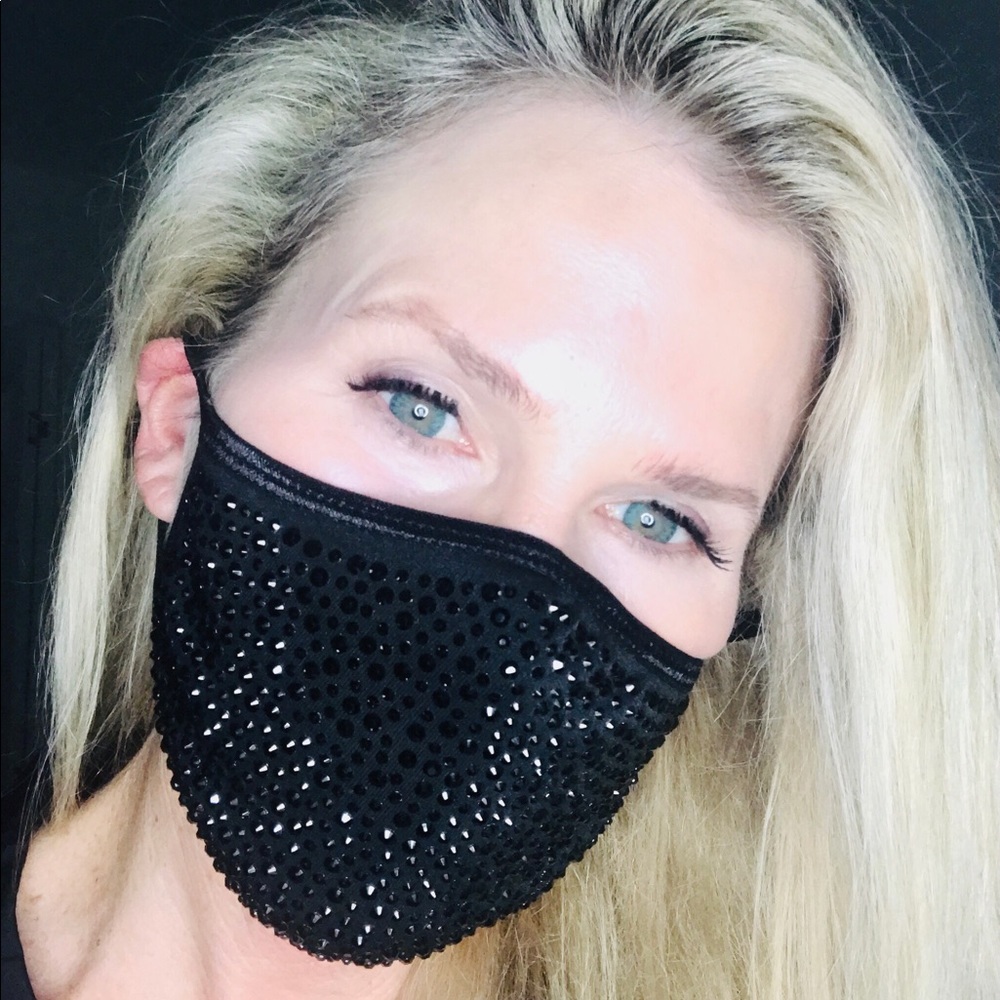 Super Bling & Sparkle Rhinestone Face Mask! - Picture 8 of 12